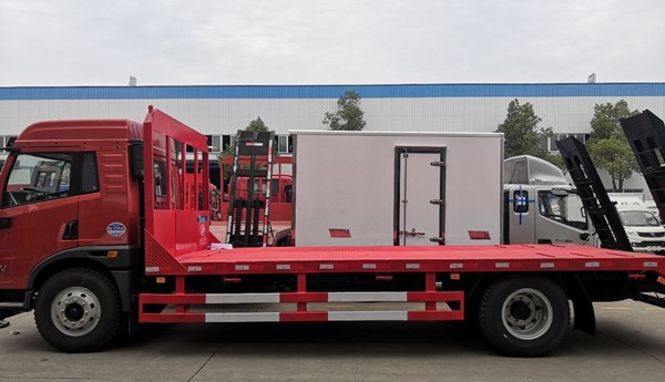 ���������V�Θ�ƽ���\ݔ܇