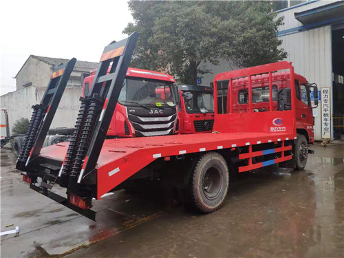 12���ڙC(j��)�ϰ�܇(ch��) ���ƽ��܇(ch��)